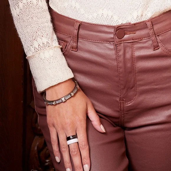 Park Lane Bauble bracelet - Picture 2 of 8